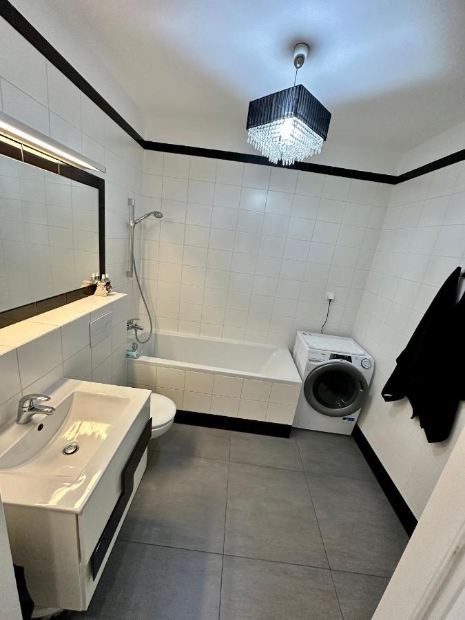 Browar Lubicz- 5Min Walk To The Old Town, Garage Apartment Krakow Luaran gambar